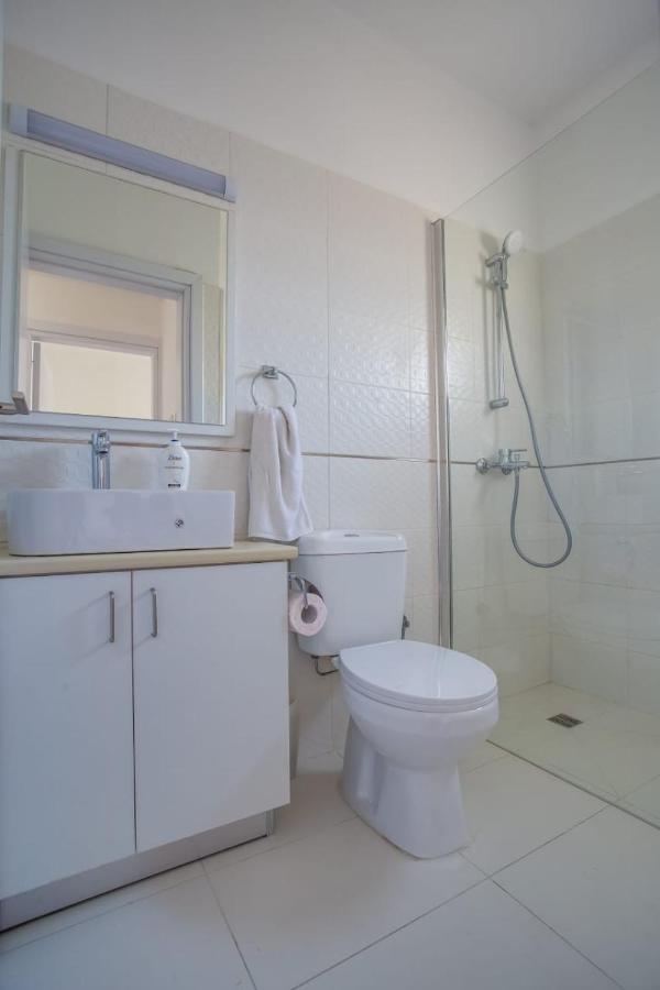 Downtown Larnaca Apartment Bagian luar foto
